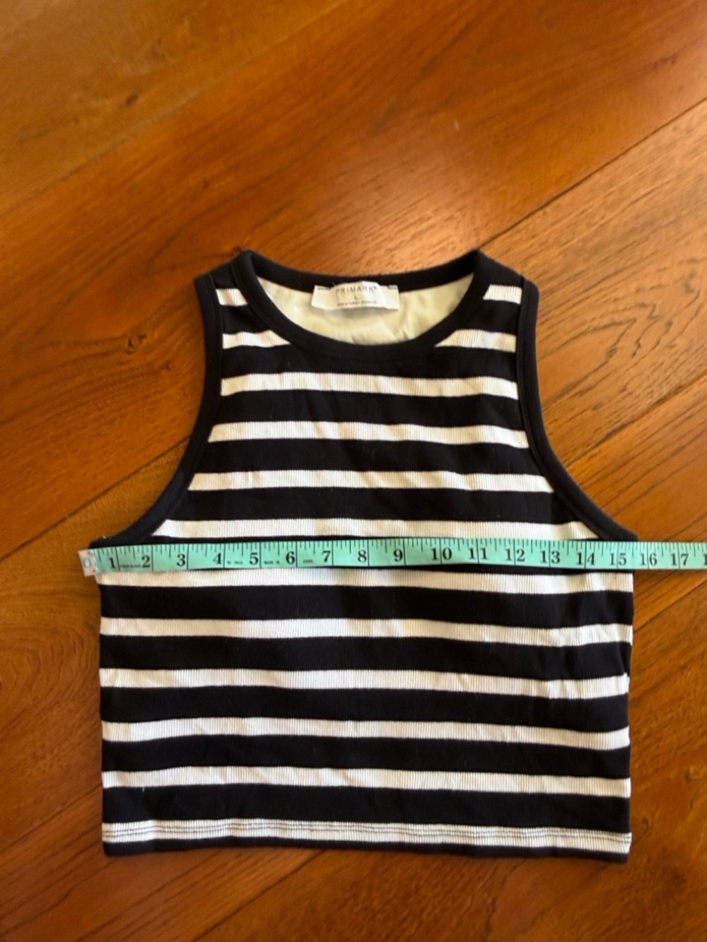 Primark Ribbed Racer Back Tank Cropped Self Bra - Picture 3 of 6